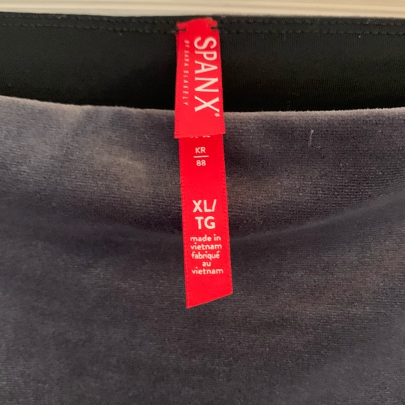 SPANX dark gray velour/velvet 'Ready To Wow' leggings - Picture 4 of 10